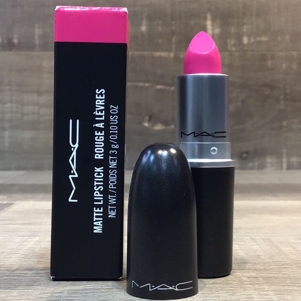 MAC - Matte Lipstick - Candy Yum-Yum - Picture 1 of 3